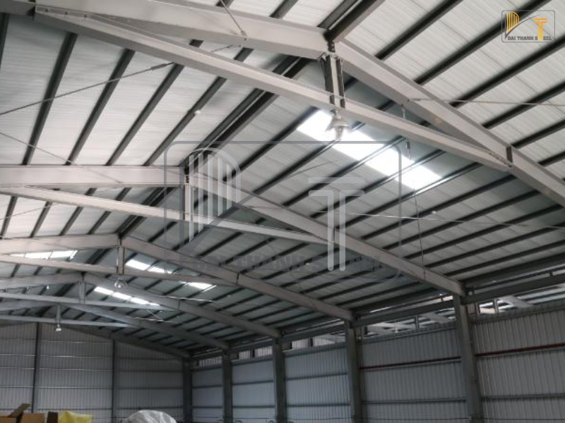 Cửa trời lấy sáng nhà khung thép