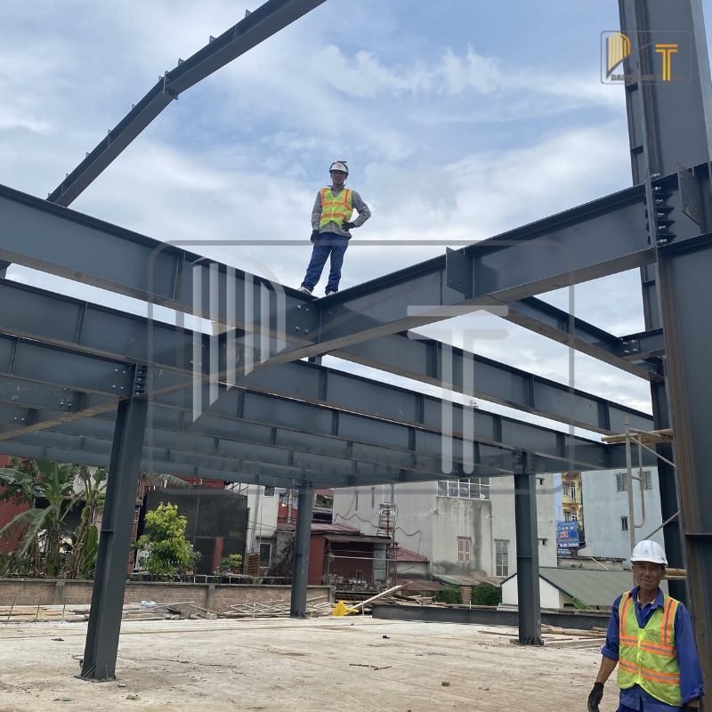 Hệ khung kết cấu chính của nhà khung thép